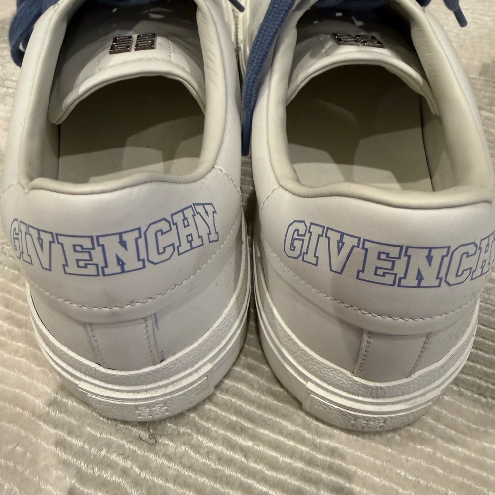 Givenchy Women's Sneakers in White with Navy Laces - Picture 3 of 8